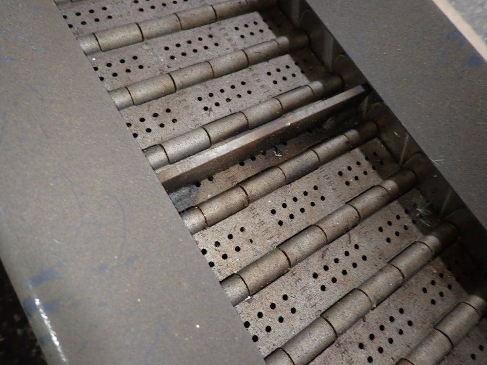 Hennig Incline Chip Conveyor - 100642