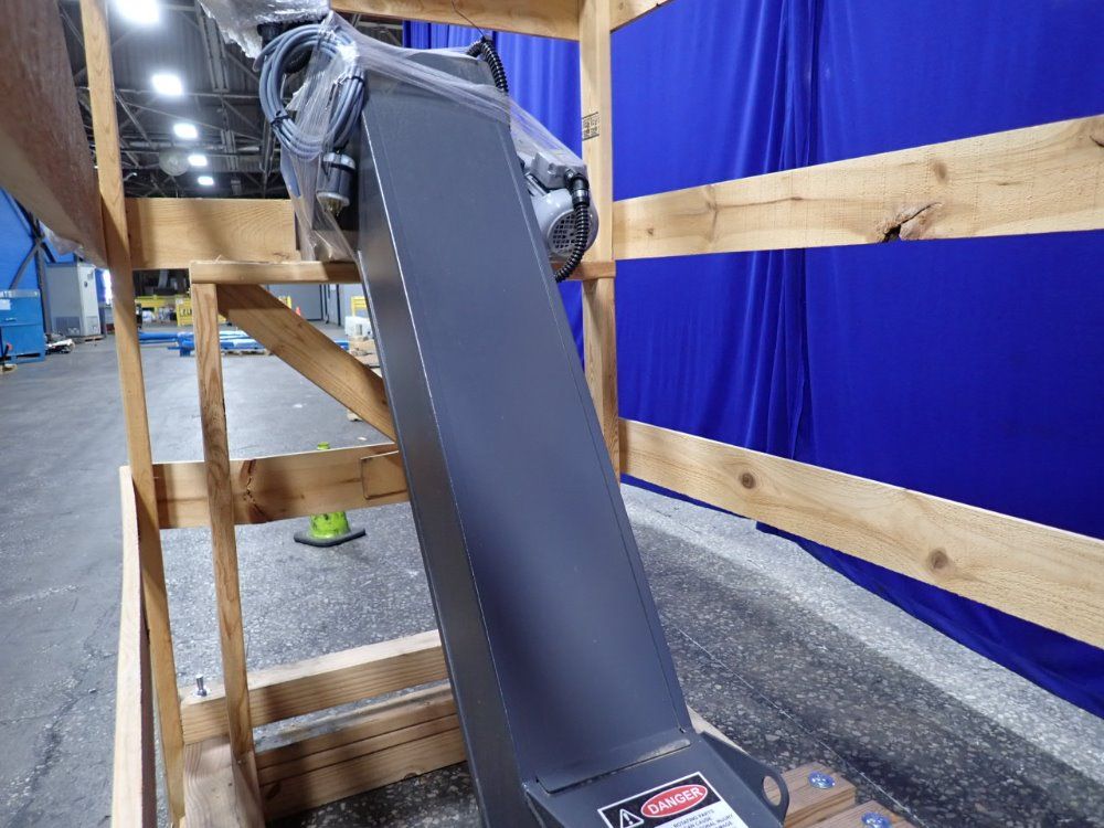 Hennig Incline Chip Conveyor - 100642