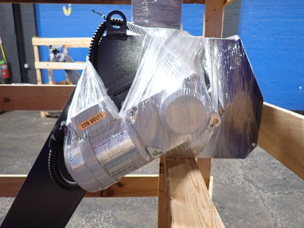 Hennig Incline Chip Conveyor - 100642