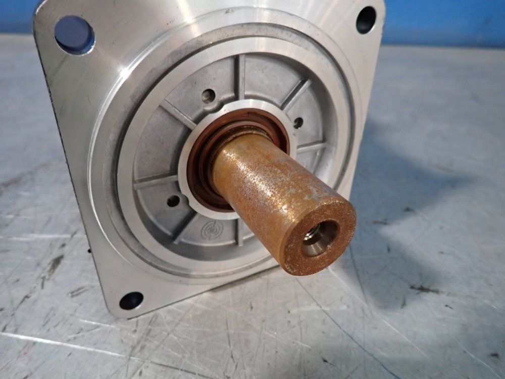 Rexroth Servo Motor - Ksm01.2b-071c-24n-s1-hg0-se-nn-d7-nn-fw