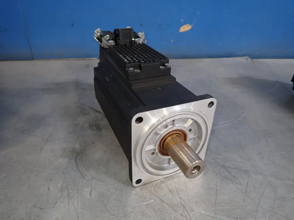 Rexroth Servo Motor - Ksm01.2b-071c-24n-s1-hg0-se-nn-d7-nn-fw