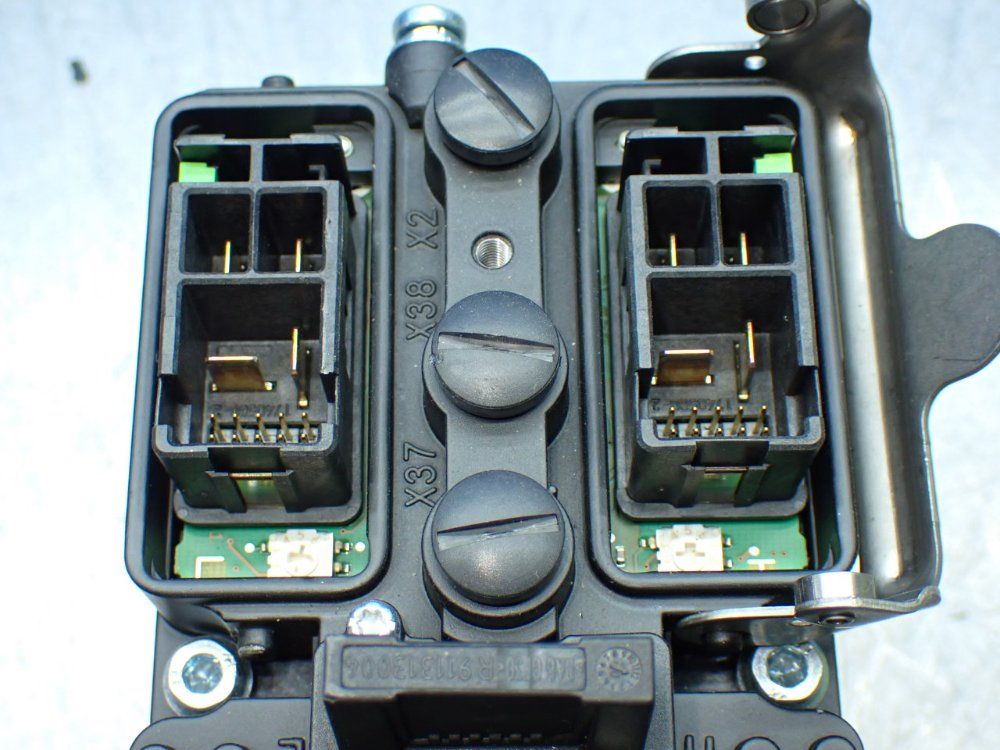 Rexroth 5500rpm, 2.2nm Continuous Torque. 9.4nm Max Torque Indradrive Mi Servo Motor: Ksm01.2b-041c-42n-s1-hg0-se-nn-d7-nn-fw - R911321164