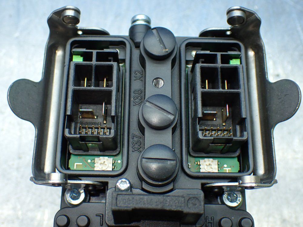 Rexroth 5500rpm, 2.2nm Continuous Torque. 9.4nm Max Torque Indradrive Mi Servo Motor: Ksm01.2b-041c-42n-s1-hg0-se-nn-d7-nn-fw - R911321164