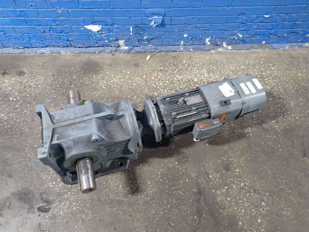 Sew-eurodrive 5.5 Hp Gear Drive - 87.7276064601.0001x16.50