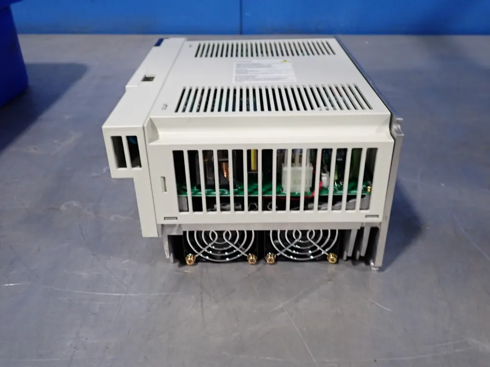 Mitsubishi 5000 W Servo Amplifier - Mr-j2s-500a