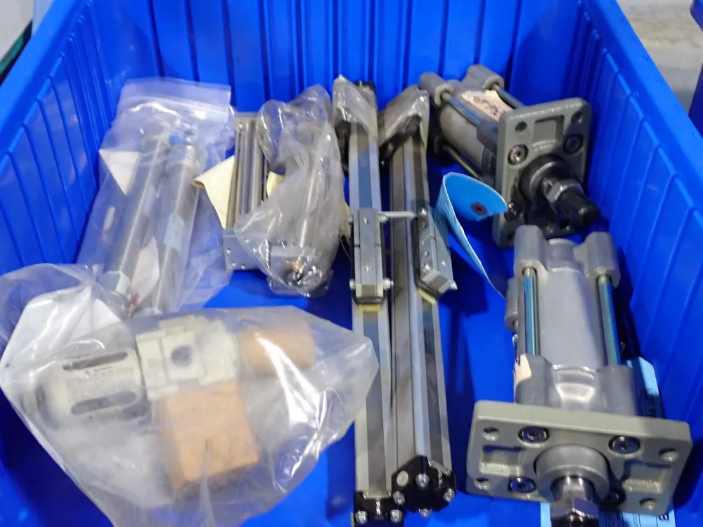 Cylinders And Regulator