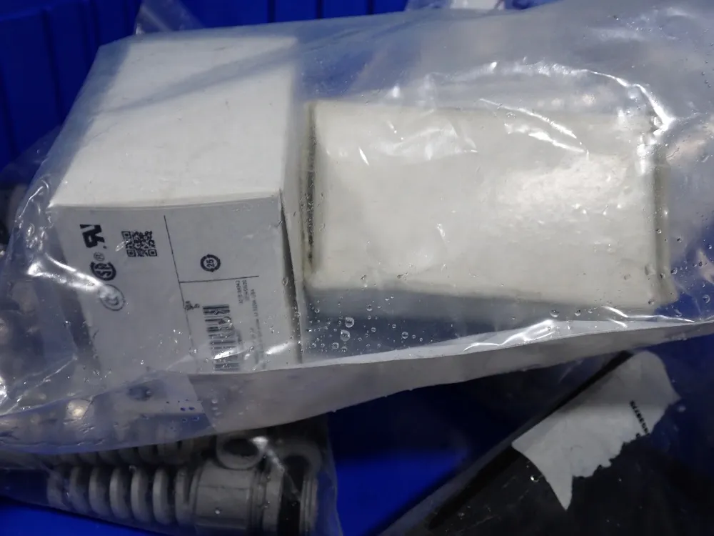 Hardware, Qty: 5 Bags