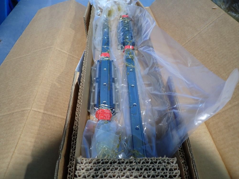 Thk Linear Bearing Guide, Set Of 2 - Shs25c2uu+700l-ii