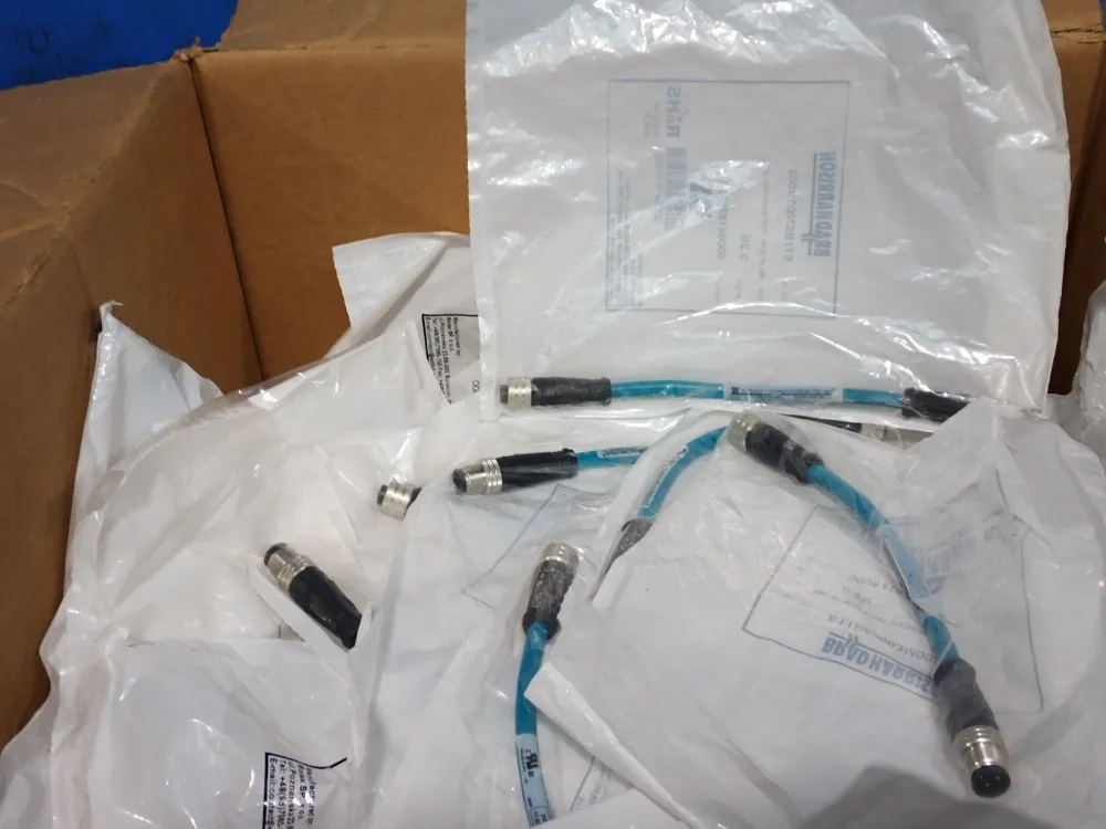 Molex Woodhead Double-ended Cordset, Qty: 31 - E11b03003m002