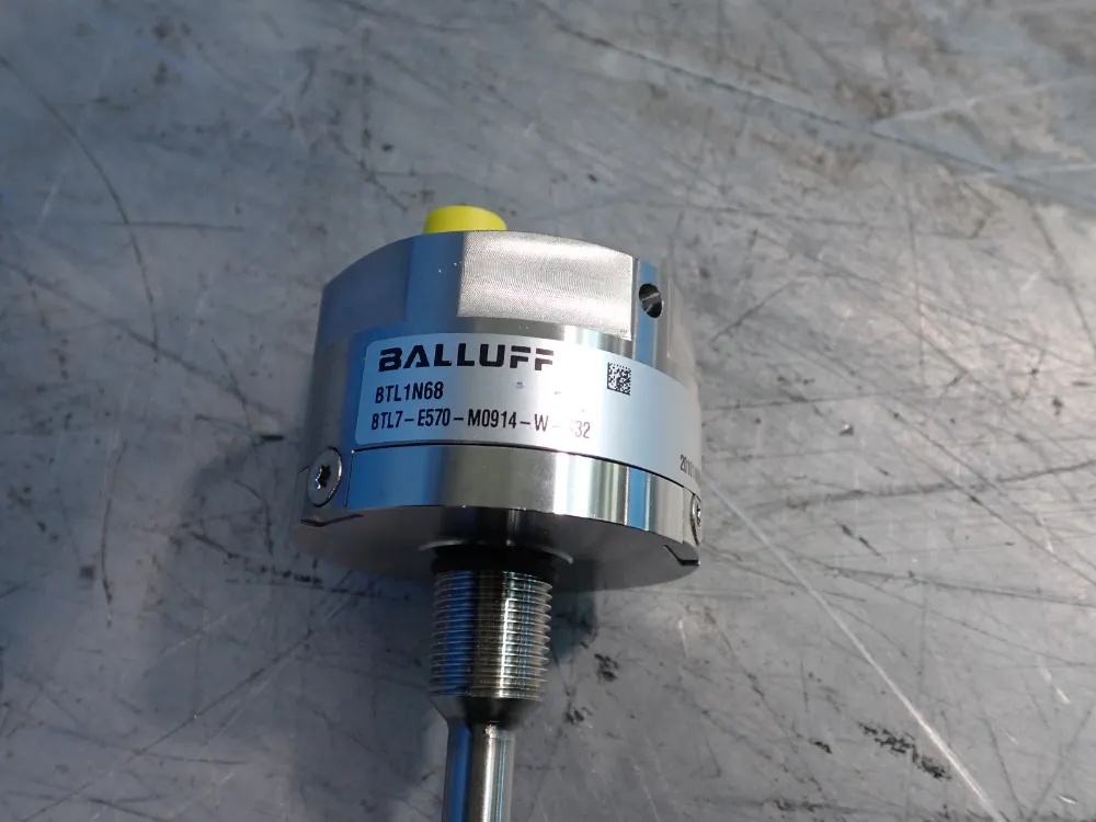 Balluff Linear Transducer - Btl7-e570-m0914-w-s32