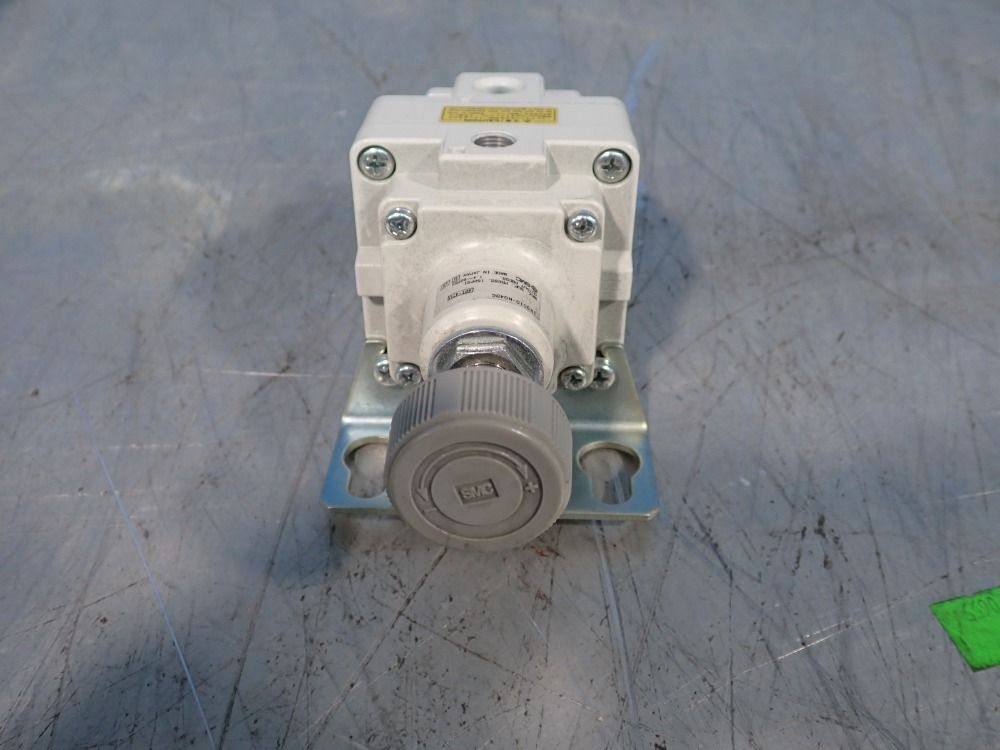 Smc Precision Regulator - Ir3010-n04bg