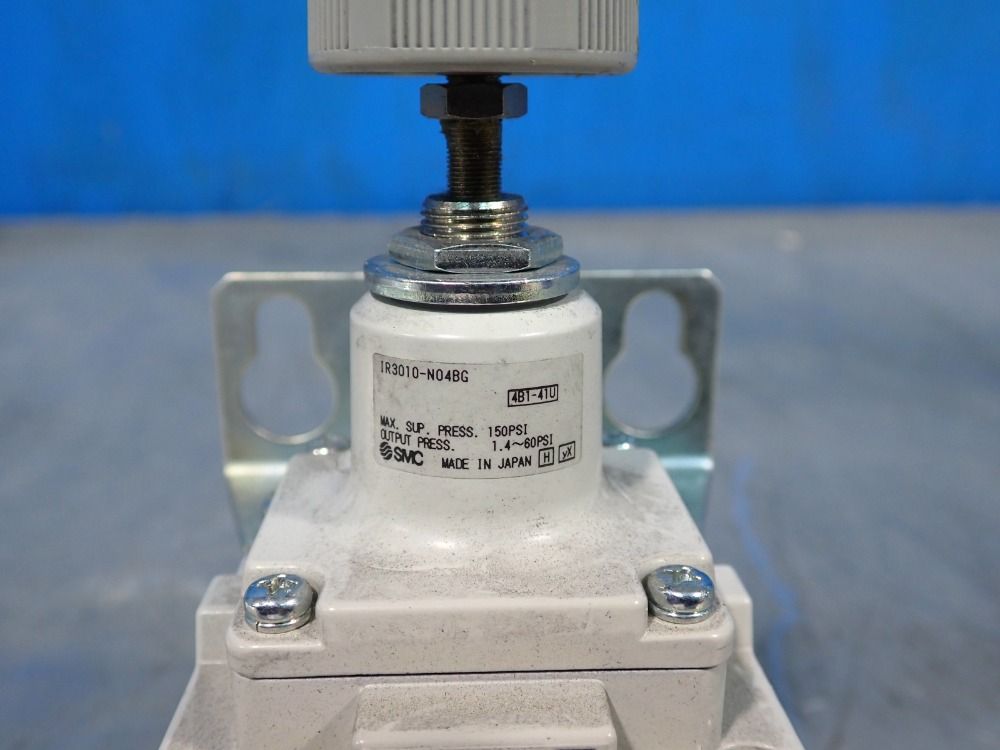Smc Precision Regulator - Ir3010-n04bg