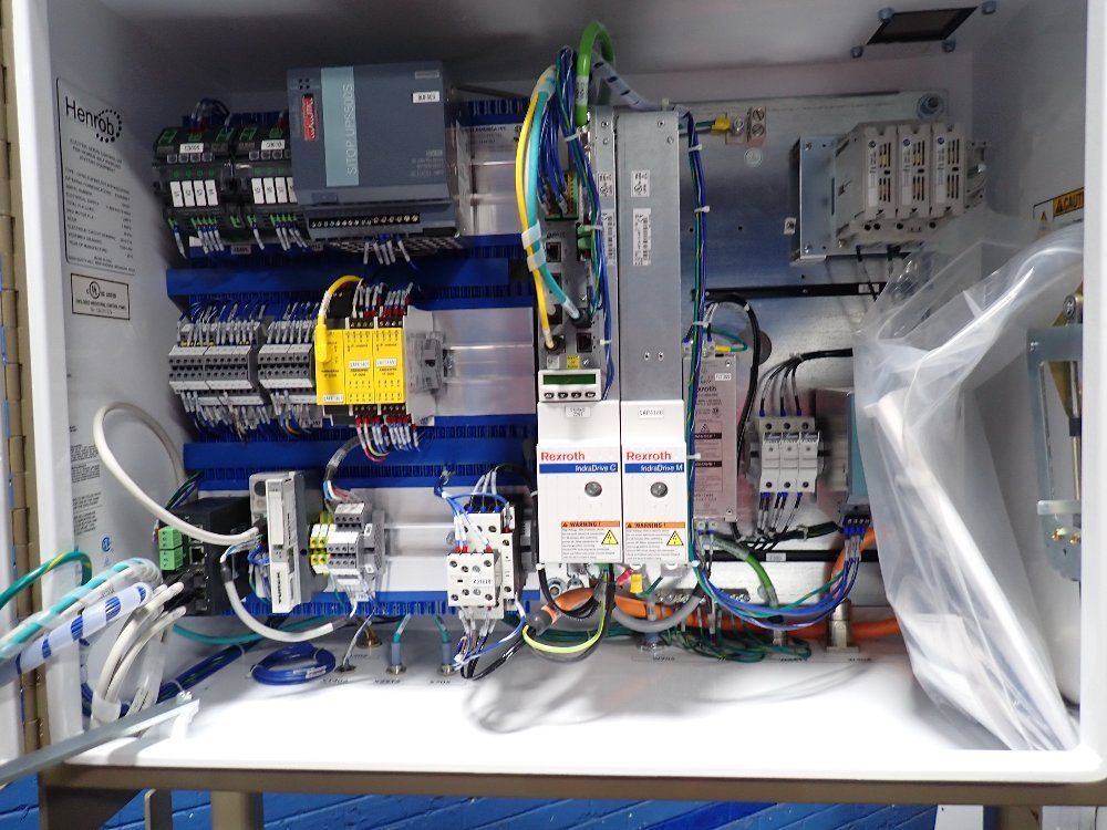 Henrob 7 A Electric Servo Controller