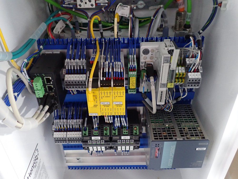 Henrob 10 A Electric Servo Controller