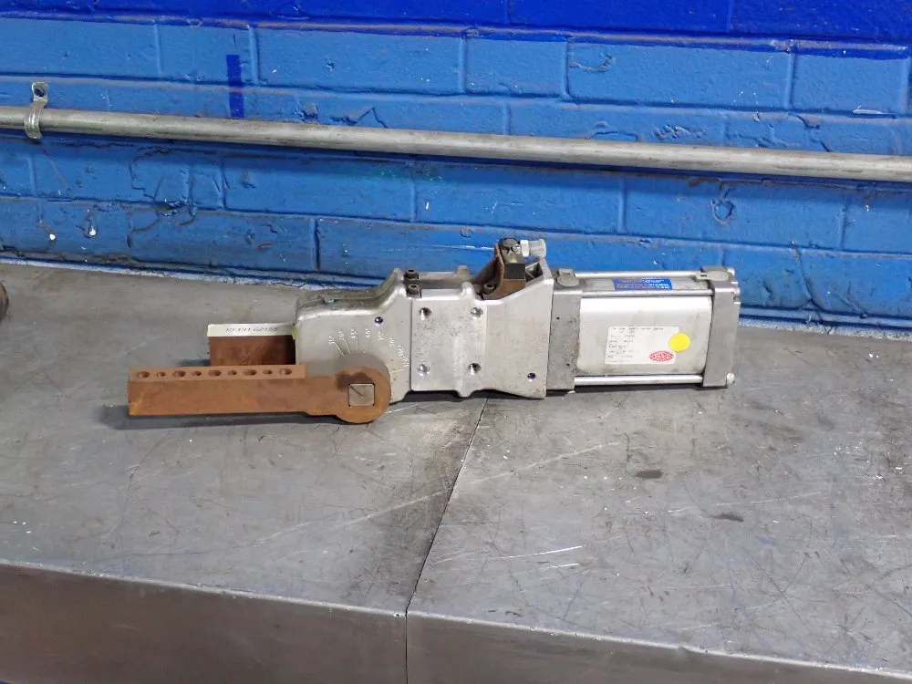 De Sta Co Pneumatic Clamp - 82m-7 Clamp