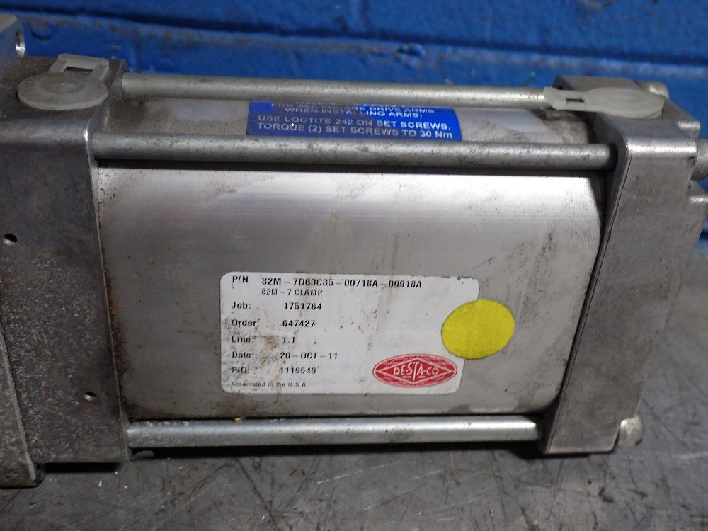 De Sta Co Pneumatic Clamp - 82m-7 Clamp