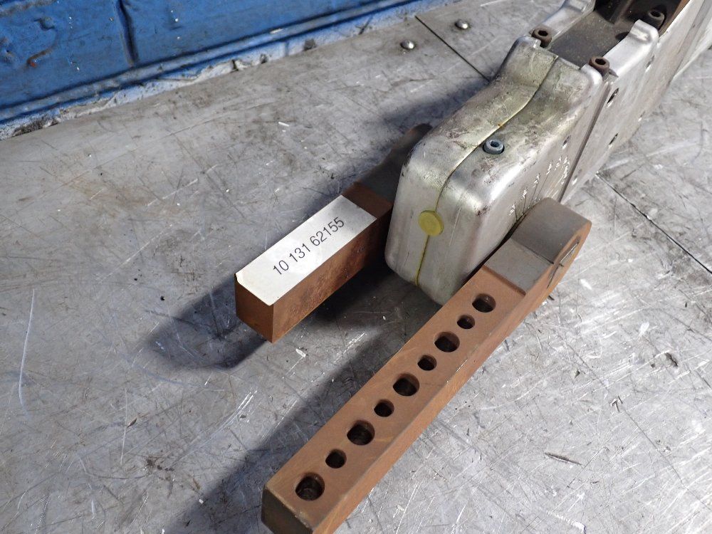 De Sta Co Pneumatic Clamp - 82m-7 Clamp