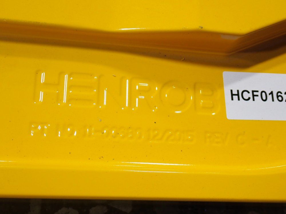 Henrob Riveter Bracket