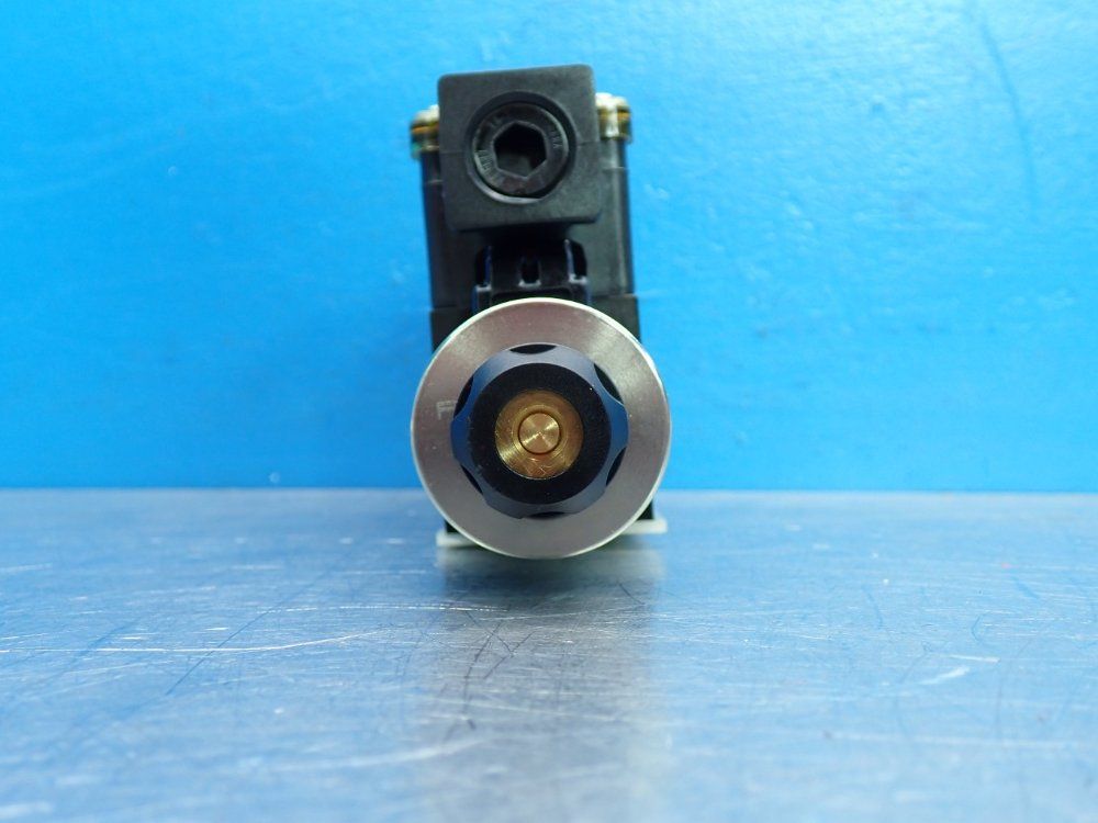 Parker 3000psi Directional Control Valve - D1vw011cnjglj7y