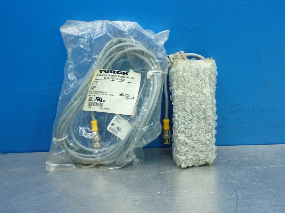 Turck Rs 4.4t-1-rs 4.4t Cable Eurofast Cordset & La14-630 Linear Light Unit - Rk4t-4