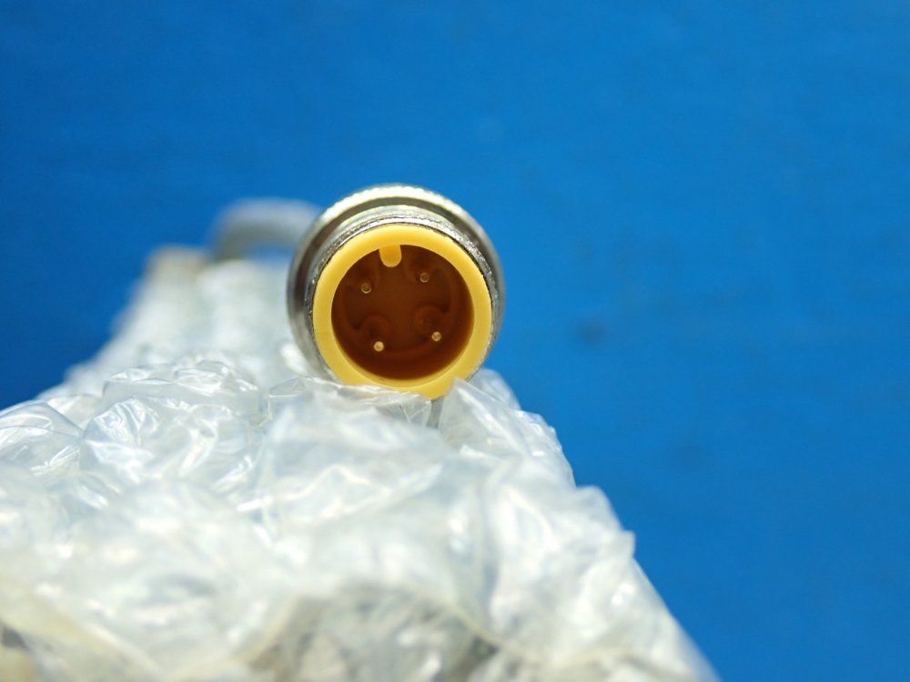 Turck Rs 4.4t-1-rs 4.4t Cable Eurofast Cordset & La14-630 Linear Light Unit - Rk4t-4