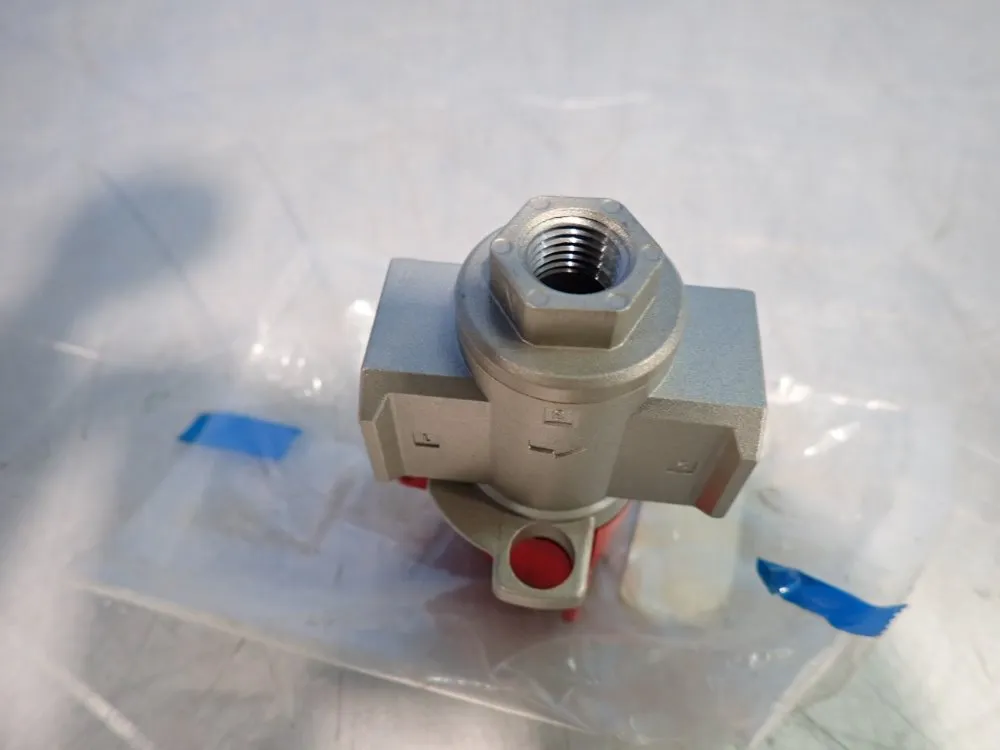 Smc Pneumatic Lockout Valve - Vhs30-n03-z
