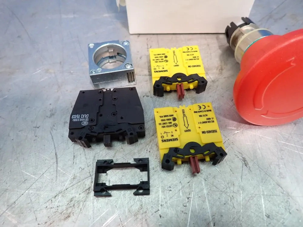 Siemens E-stop Pushbutton Kit - Us2