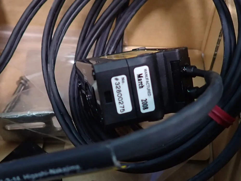 Keyence Laser Sensor - Gv-h45