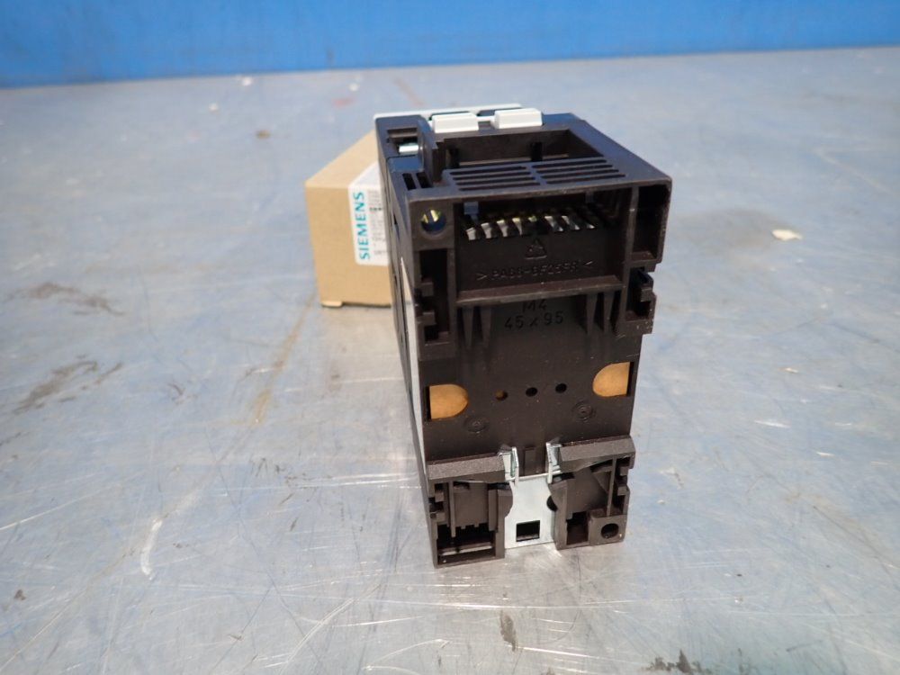 Siemens Contactor - 3rt1035-1bb40