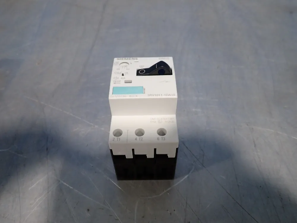Siemens Circuit Breaker - 3rv1011-1da10