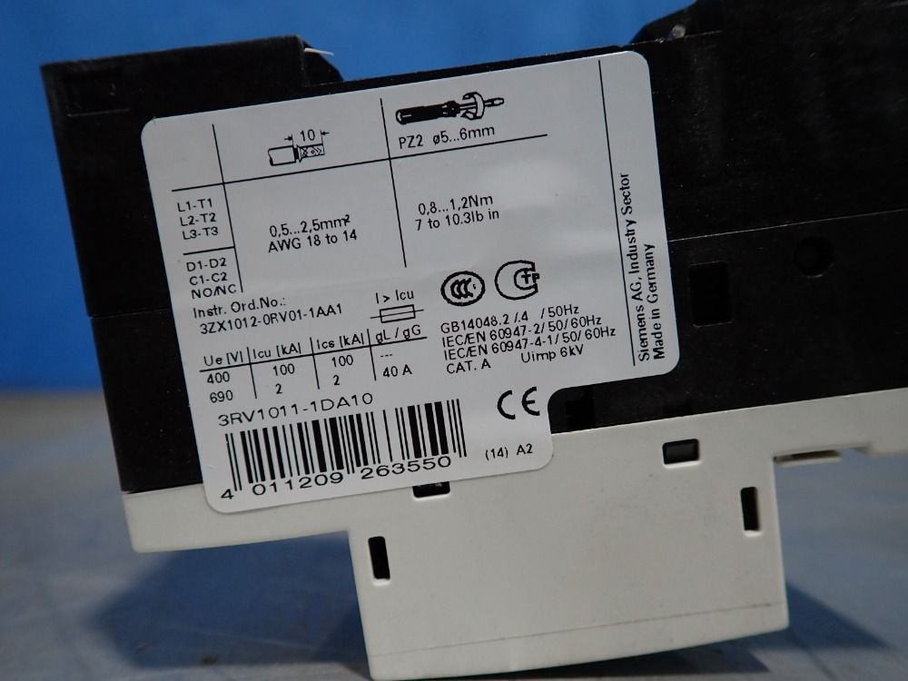 Siemens Circuit Breaker - 3rv1011-1da10