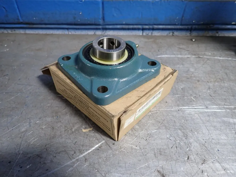 Dodge 1 1/4" Flange Bearing - 124206-f4b-sc-104