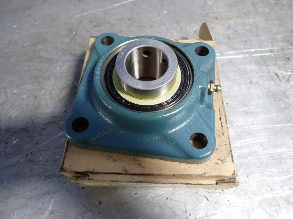 Dodge 1 1/4" Flange Bearing - 124206-f4b-sc-104