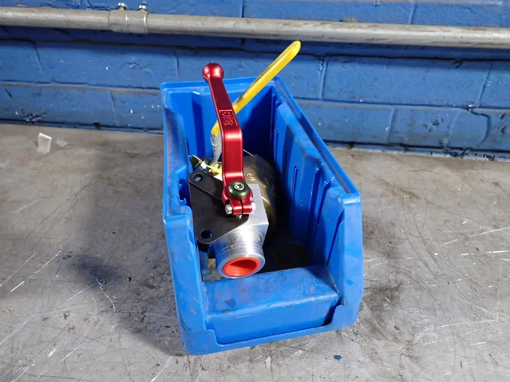 Jomar / Dmic 1 1/2" / 1" Ball Valves