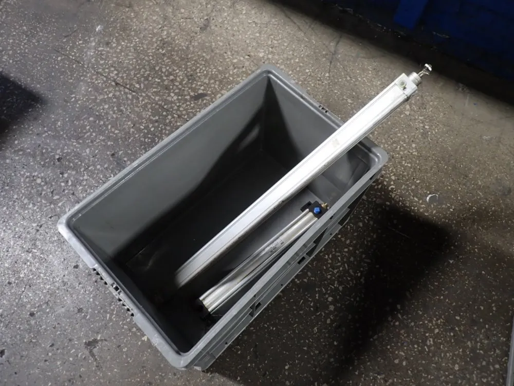 Parker / Festo Cylinders