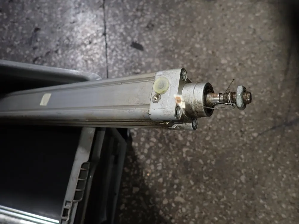 Parker / Festo Cylinders