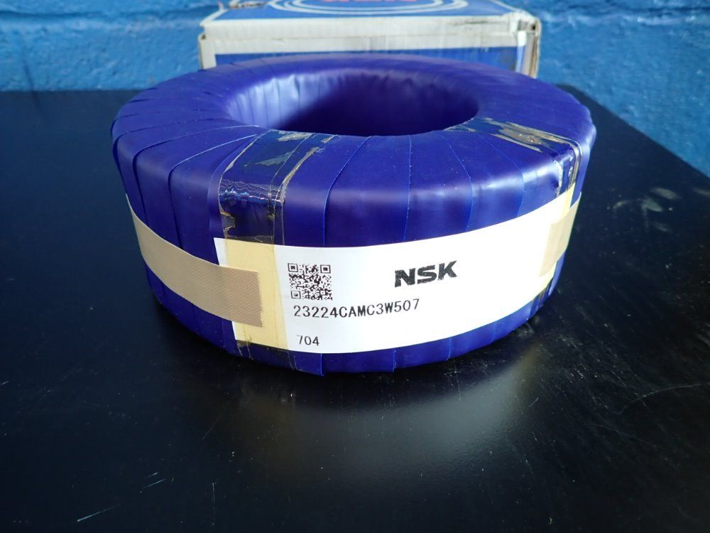 Nsk 8 1/2" X 3" Roller Bearing - 23224camc3w507