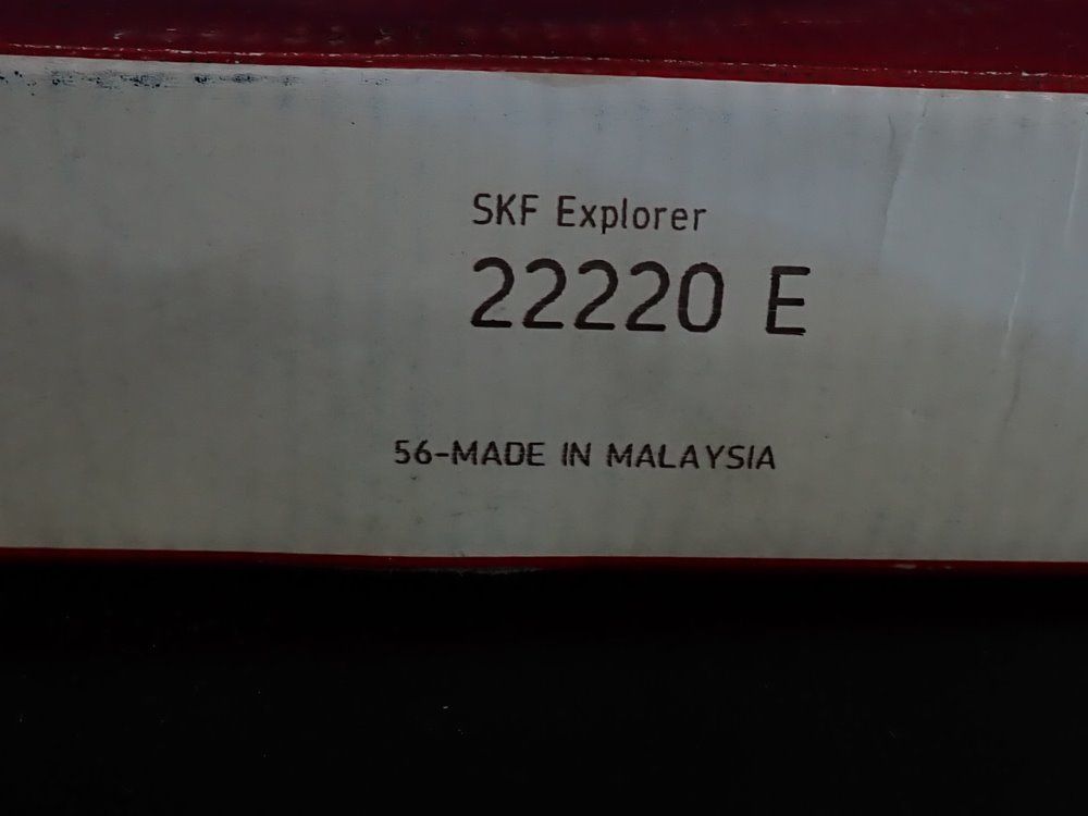 Skf 7" X 1 1/2" Roller Bearing - 22220e