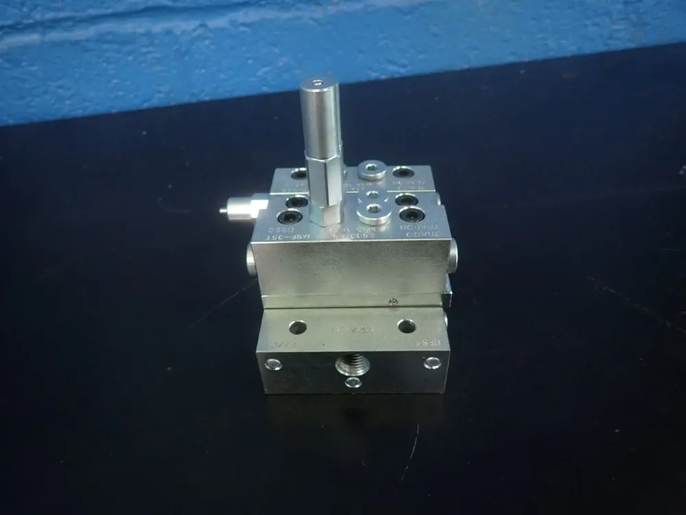 Graco Divider Valve Block