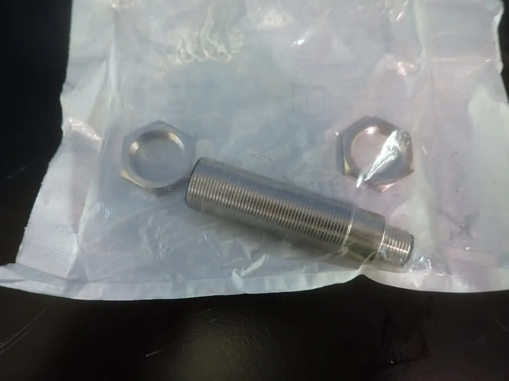 Balluff Inductive Sensor - Bes028r