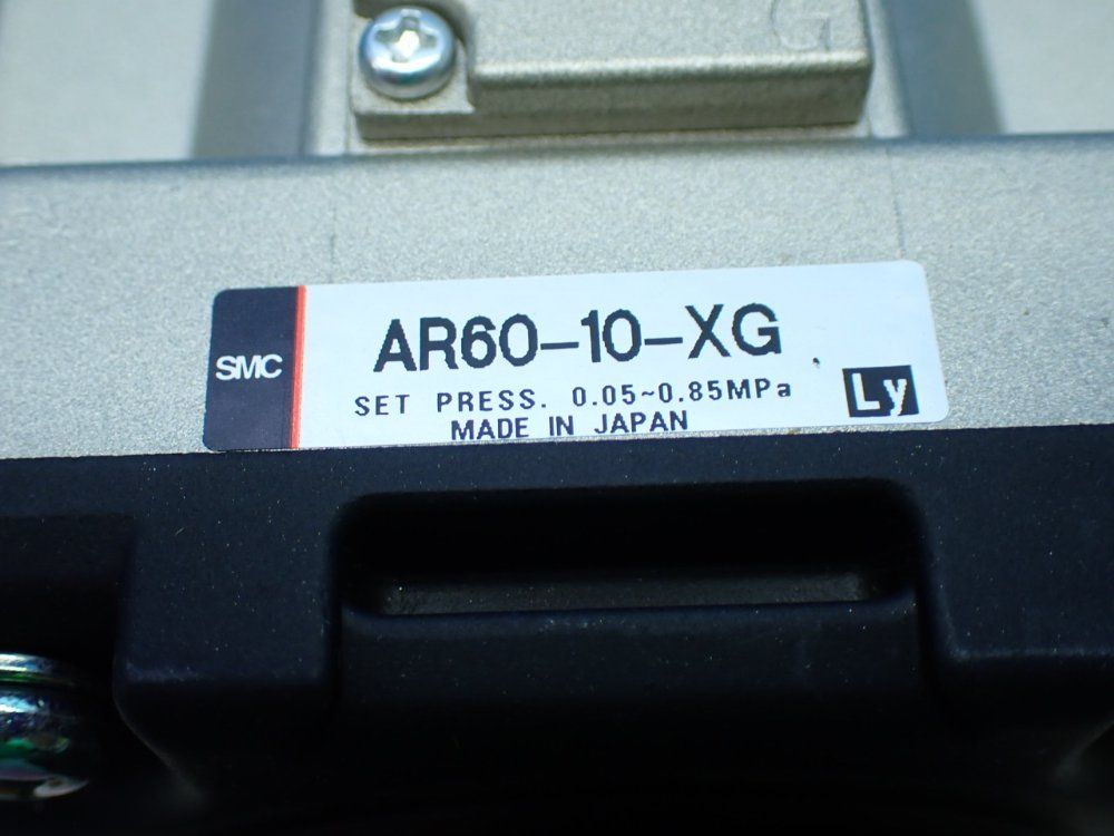 Smc Pneumatic Regulator - Ar60-10-xg
