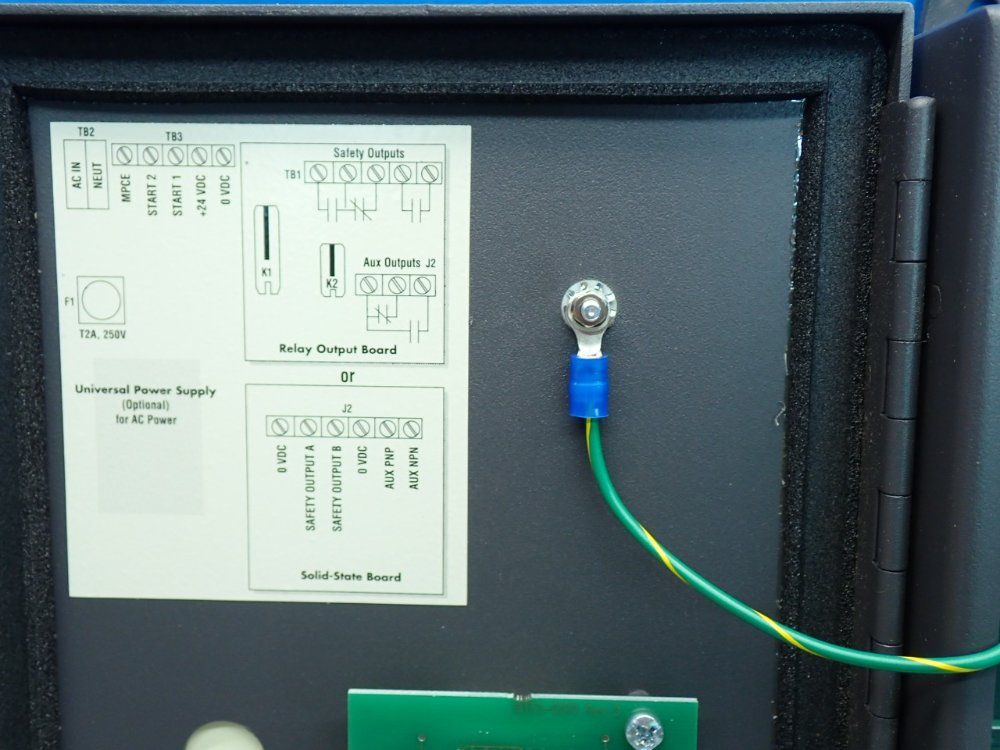 Sti Safety Controller - Mc6dc-5026-cx1