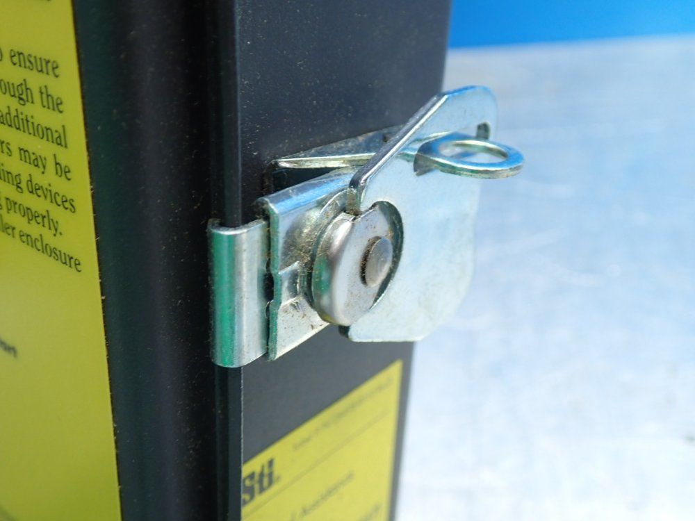 Sti Safety Controller - Mc6dc-5026-cx1