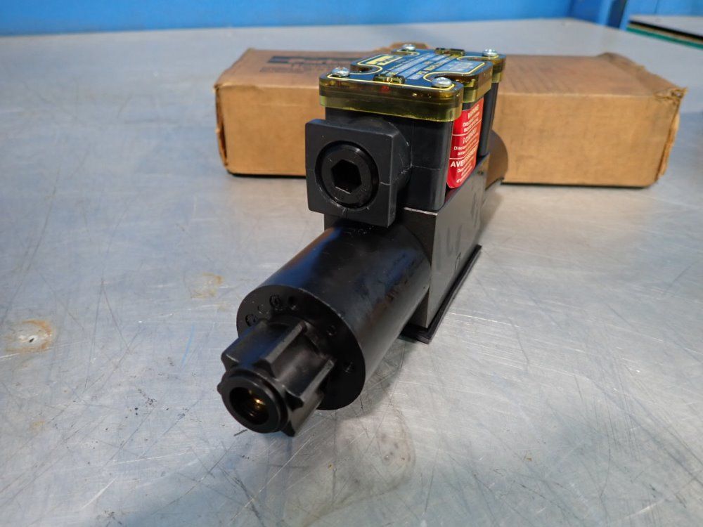 Parker Directional Control Valve - D1vw004cvjclm2c