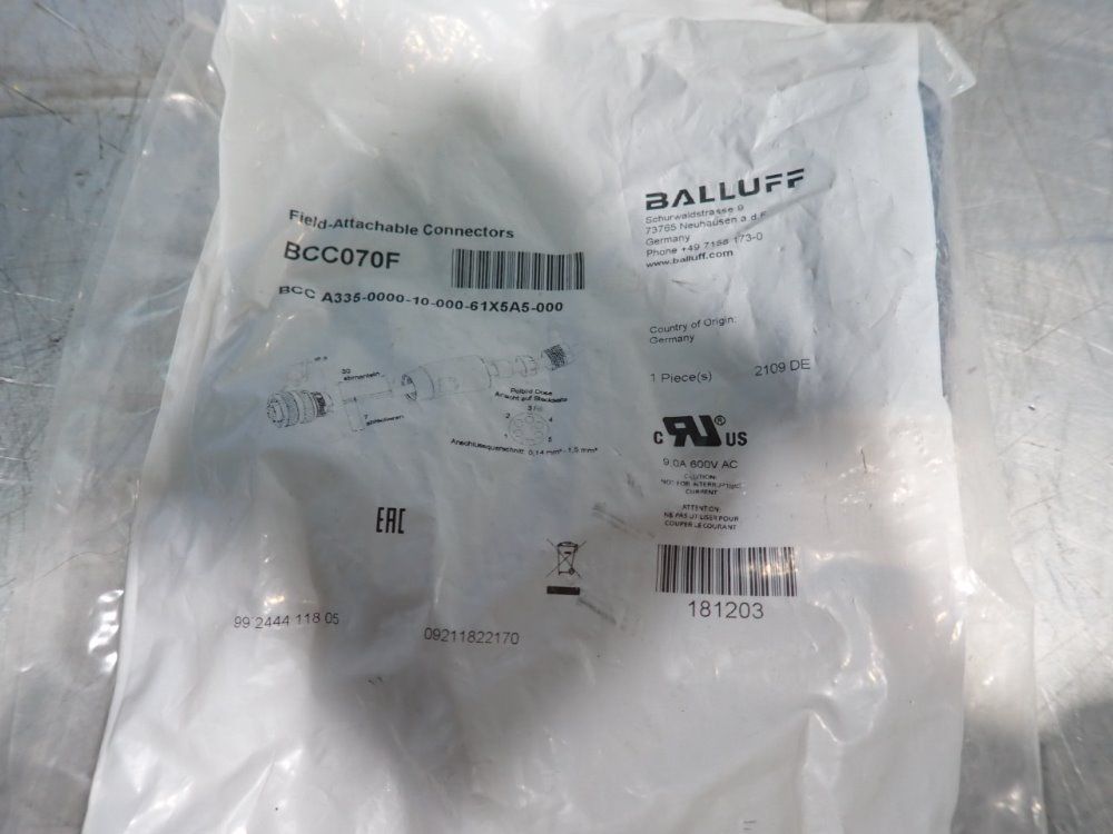 Balluff Lot Of 16 Field Attachable Connectors - Bcc070f