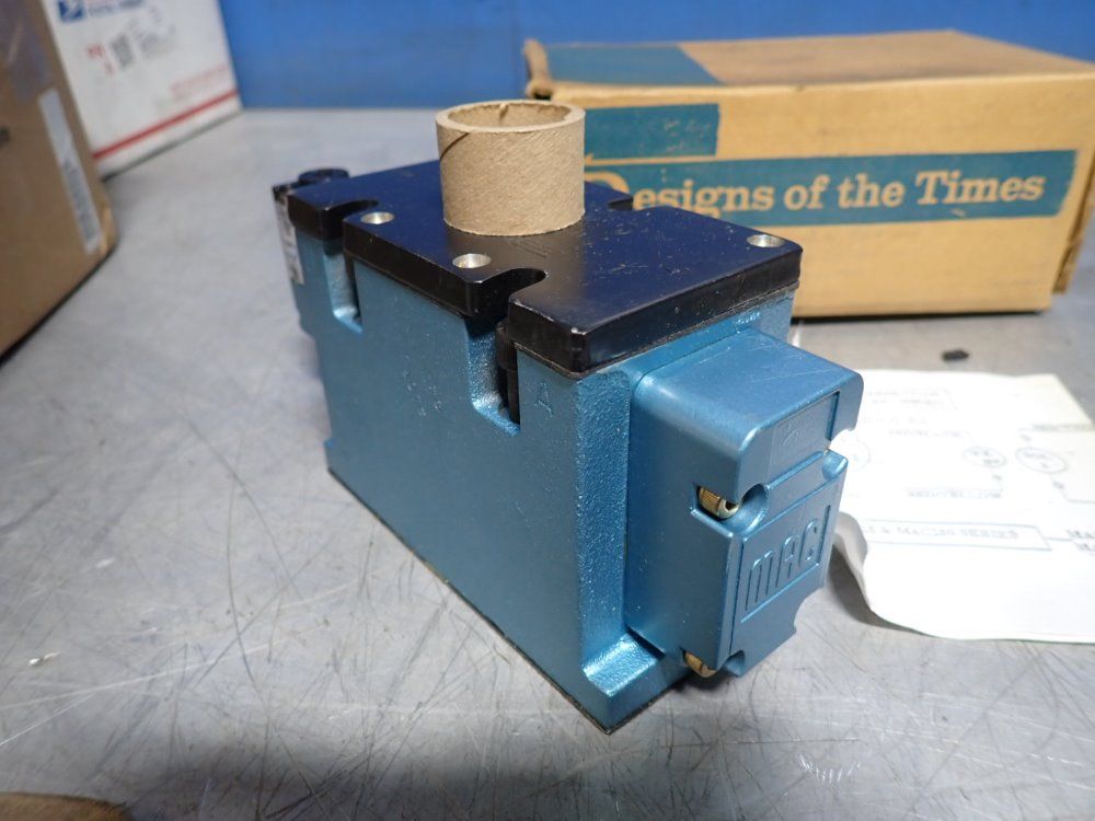 Mac Single Pressure Valve - Mac250a-v1b4pm-111da(univ)