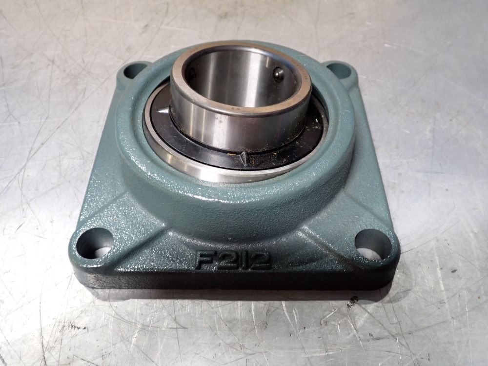 Nsk Bearing - Uc212-206