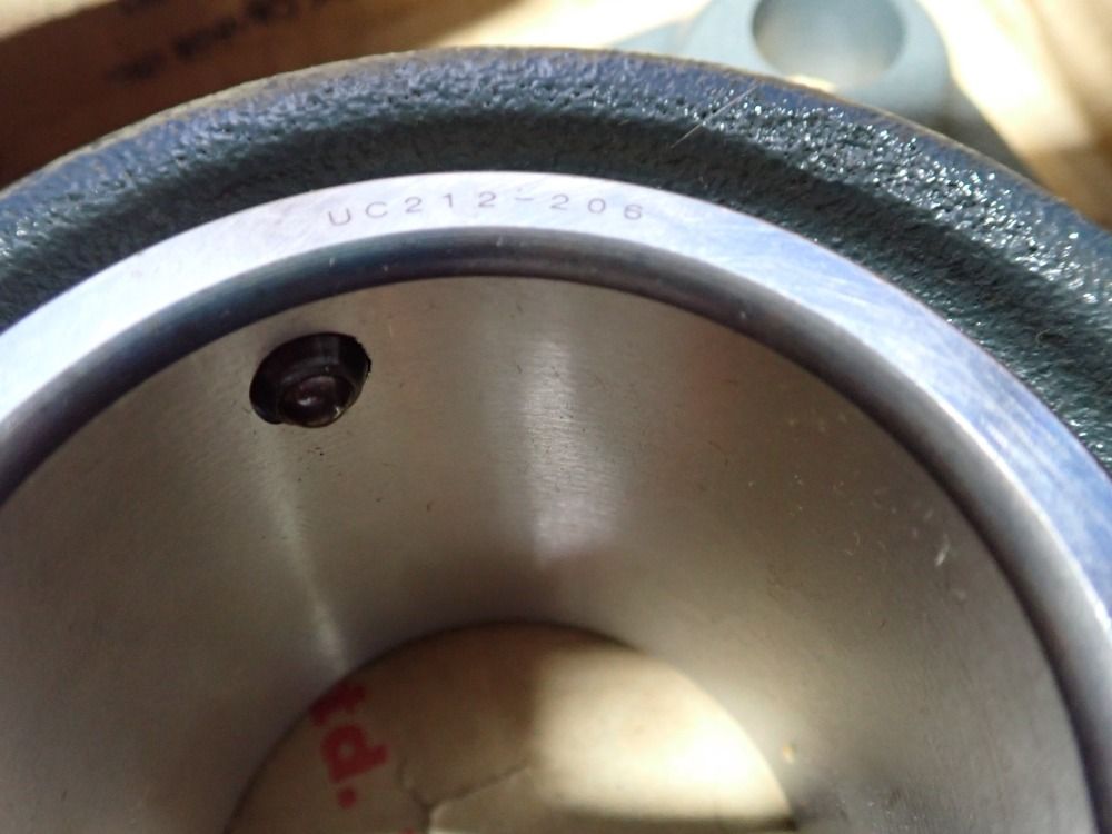 Nsk Bearing - Uc212-206