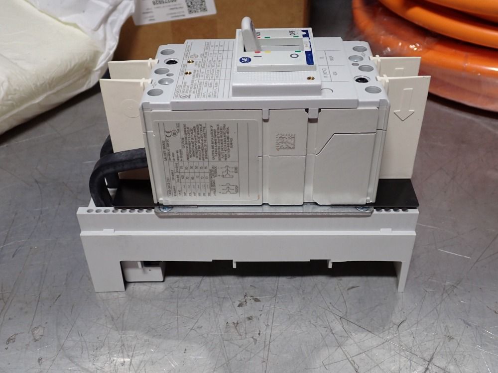 Allen-bradley Busbar Assembly - 140g-g6c3-60-kjmt