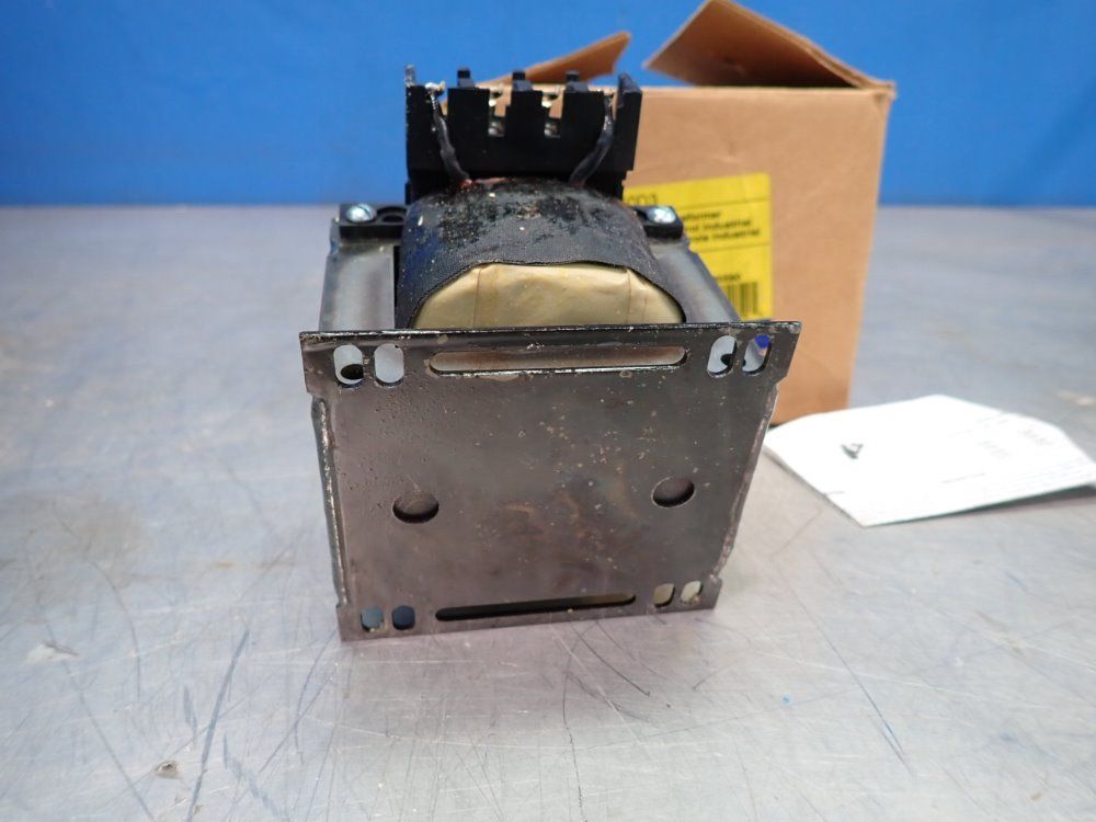 Square D 0.25 Kva Industrial Control Transformer - 9070t250d3